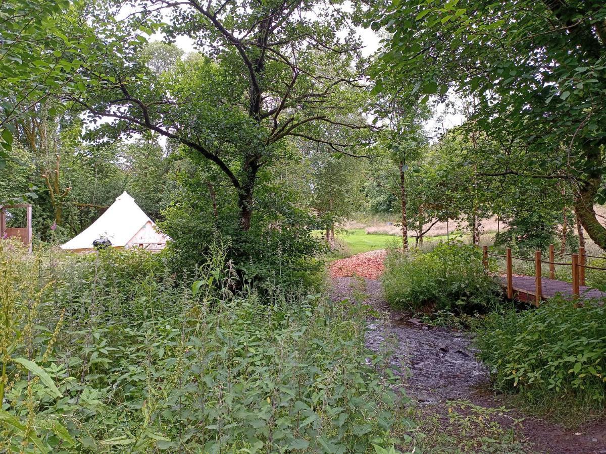 Hotel Oak Tree Farm à Llanfynydd Extérieur photo